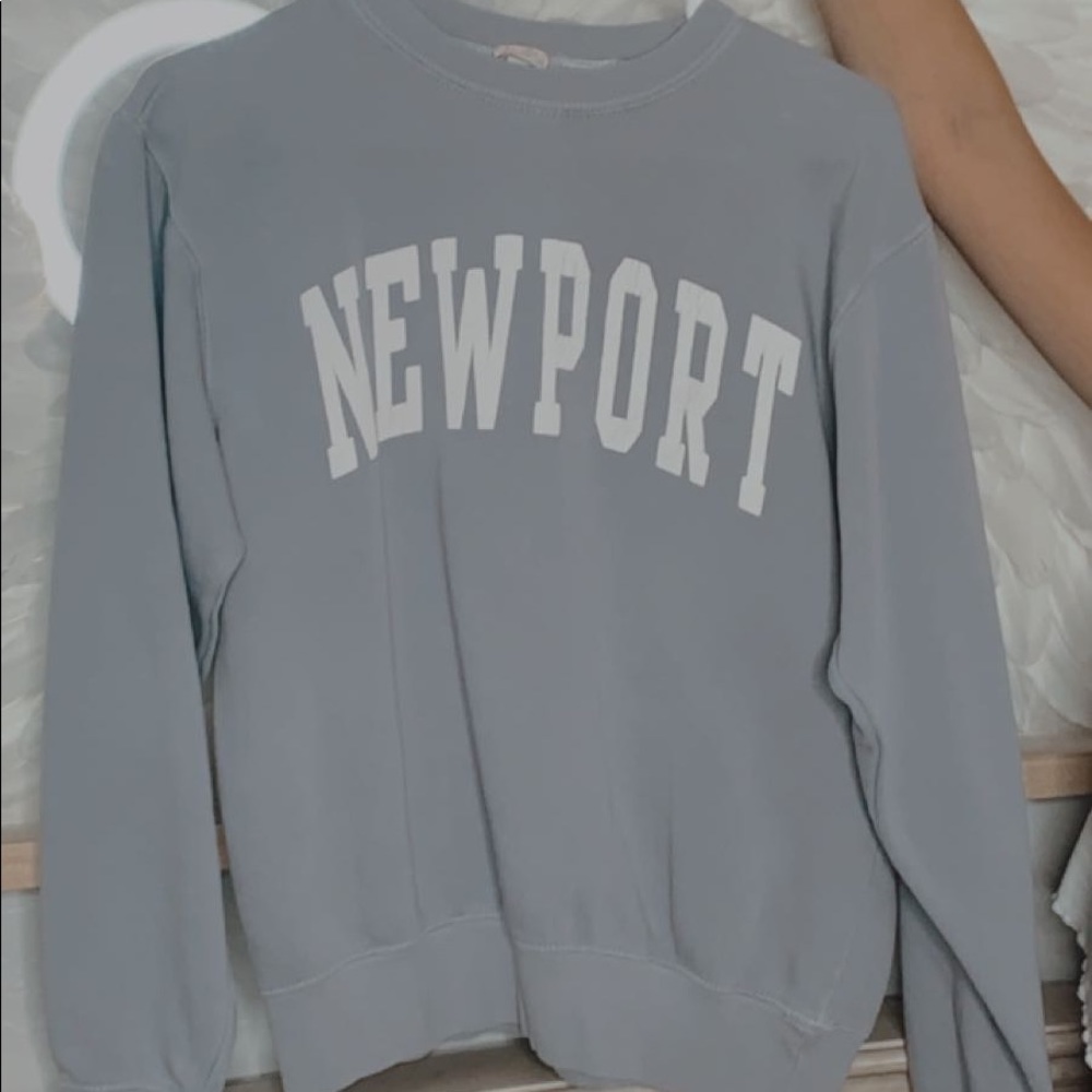 Brandy Melville Crew Neck